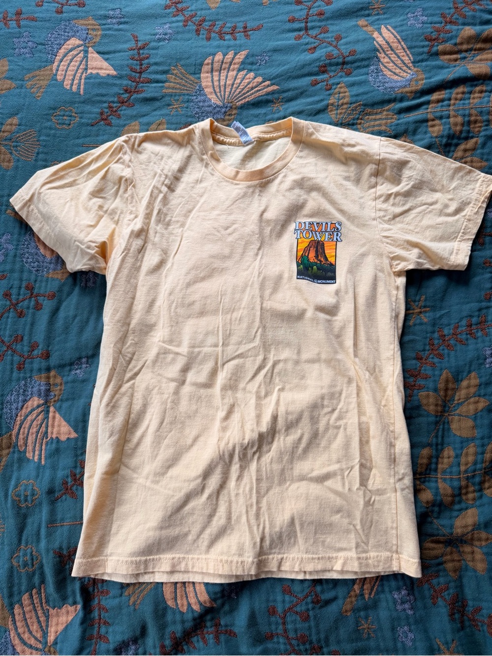 American Apparel Devils Tower Graphic Tee - light yellow Men’s T-Shirt